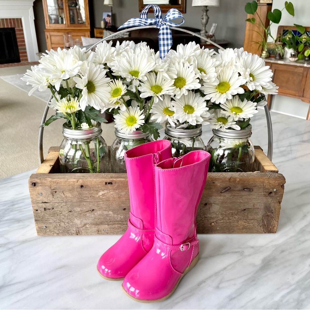 Chasing Fireflies•NWOT•5•Hot Pink Faux Patent Leather Boots•Tall w/Zip Closure🌼